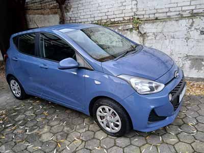 Unfallauto mit Frontschaden beim professionellen Auto Unfall Ankauf